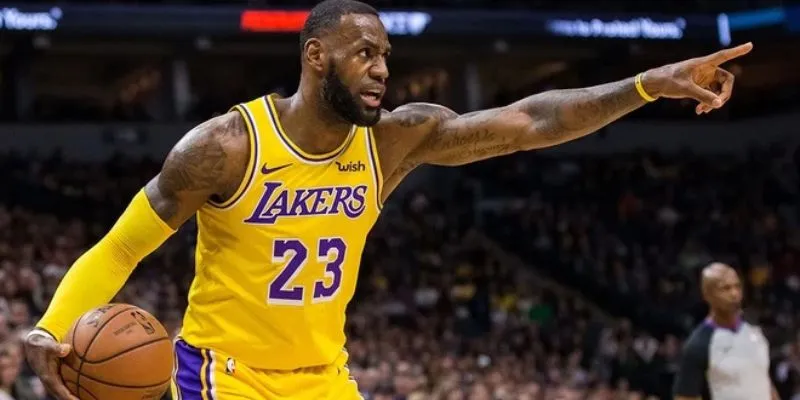 LeBron James tác động đến NBA và thế giới bóng rổ